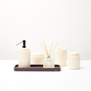 Roll Porta Sabão Líquido 01-KIT (S.Líq/Esc/Alg/Cot) Resina/Metal