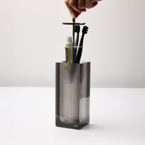 Lux Tampa Inox, Porta Escovas Fechado (8,5x24x8,5cm) Resina/Inox Polido